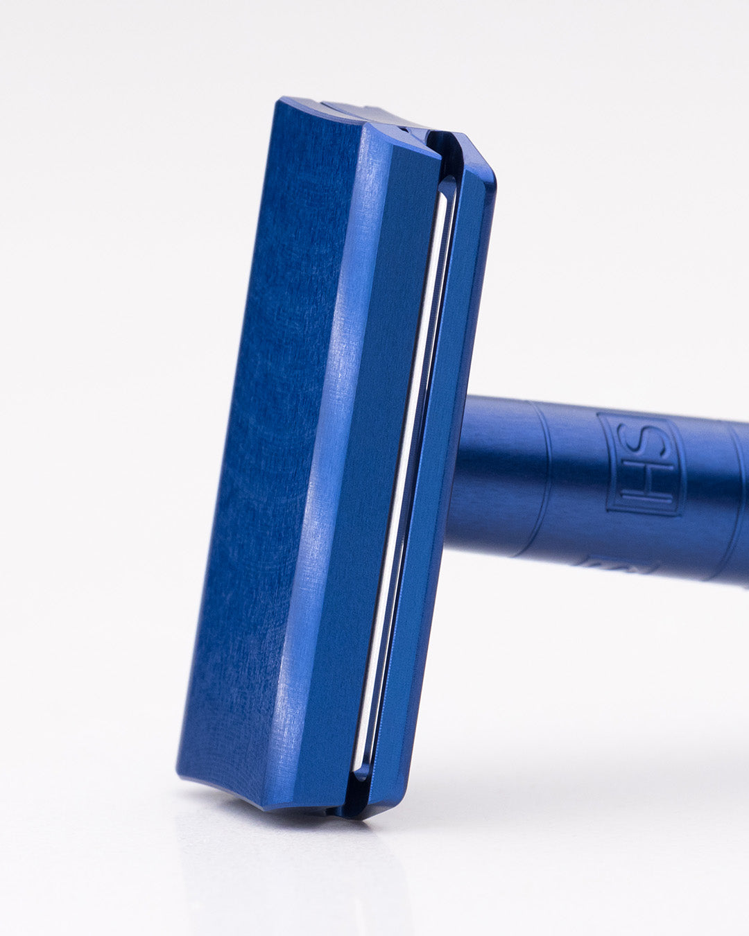 The Henson Razor in Steel Blue