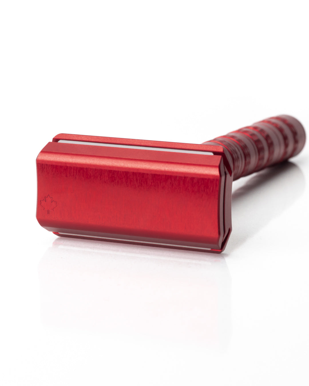 Henson AL13 in Canada Red