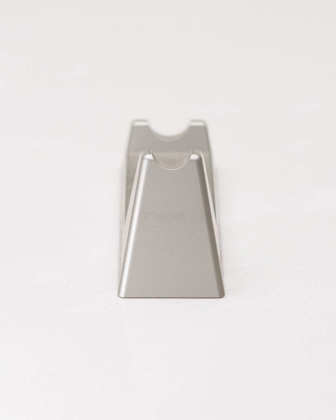 Henson Razor Stand - Wholesale