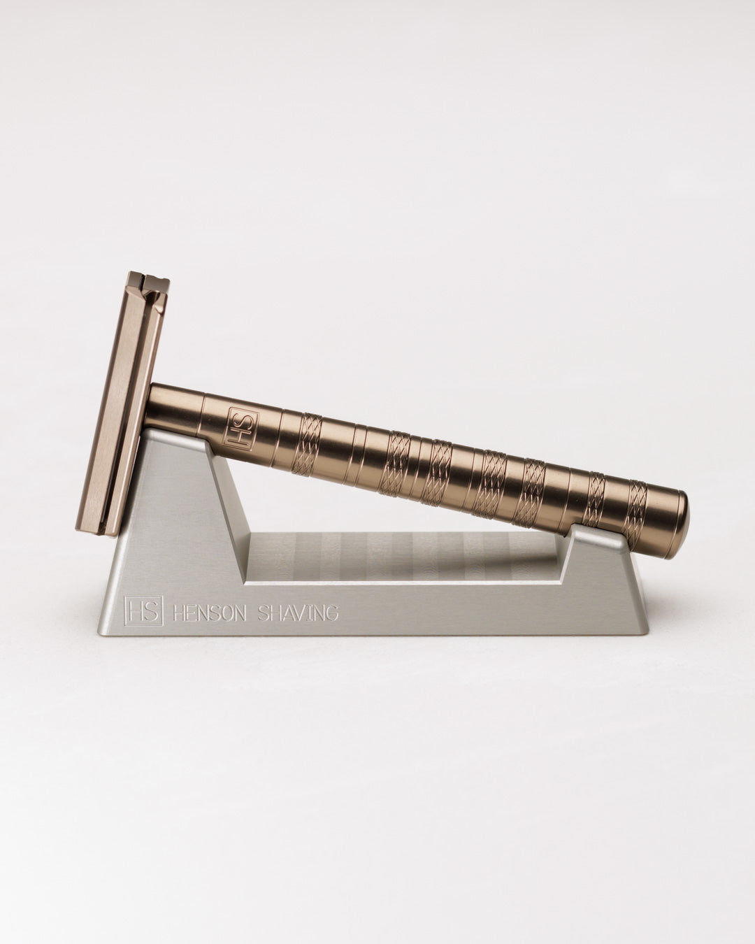 Henson Razor Stand